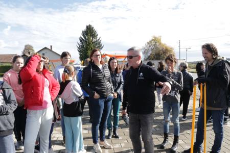 Opazovanje delnega Sončevega mrka v Šalovcih 3